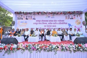 रायपुर लोकसभा सांसद खेल महोत्सव ब्लाक स्तर स्पर्धाओं के विजेताओं को सांसद बृजमोहन अग्रवाल ने पश्चिम विधायक राजेश मूणत, उत्तर विधायक पुरंदर मिश्रा, महापौर मीनल चौबे सहित मैडल पहनाकर प्रमाणपत्र देकर किया सम्मानित रायपुर लोकसभा सांसद खेल महोत्सव ब्लाक स्तर स्पर्धाओं के विजेताओं को सांसद बृजमोहन अग्रवाल ने पश्चिम विधायक राजेश मूणत, उत्तर विधायक पुरंदर मिश्रा, महापौर मीनल चौबे सहित मैडल पहनाकर प्रमाणपत्र देकर किया सम्मानित