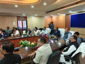 कृषि महाविद्यालय में पीएम मोदी के 'मन की बात' 128वें संस्करण का भव्य प्रसारण कृषि महाविद्यालय में पीएम मोदी के 'मन की बात' 128वें संस्करण का भव्य प्रसारण