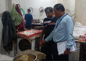 खाद्य सुरक्षा विभाग की जांच कार्रवाई, 09 खाद्य कारोबारियों को नोटिस खाद्य सुरक्षा विभाग की जांच कार्रवाई, 09 खाद्य कारोबारियों को नोटिस