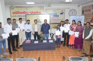 स्थानीय युवाओं को रोजगार से जोड़ने का अनूठा प्रयास स्थानीय युवाओं को रोजगार से जोड़ने का अनूठा प्रयास