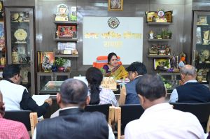 सभी 70 वार्ड के बीस बड़े संपत्तिकर बकायादारो की समीक्षा सभी 70 वार्ड के बीस बड़े संपत्तिकर बकायादारो की समीक्षा