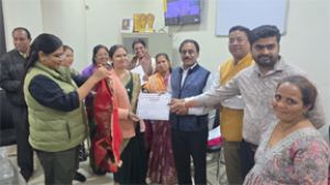  एसआईआर अभियान में 22 बूथों में बीएलओ ने समयसीमा से पहले किया 100 प्रतिशत डिजिटलाइजेशन