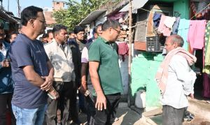  ​आयुक्त ने खुर्सीपार क्षेत्र का किया औचक निरीक्षण, निगम की आय बढ़ाने और मूलभूत सुविधाओं पर जोर