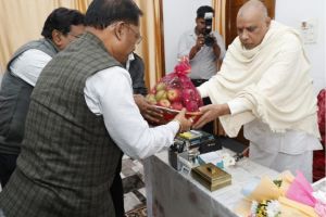  मुख्यमंत्री  विष्णु देव साय ने अघोर गुरुपीठ में की पूजा-अर्चना, प्रदेश की सुख-समृद्धि के लिए की प्रार्थना