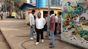 सार्वजनिक शौचालय में जानवर बांधकर रखने पर निगम ने की जानवरों की जप्ती सार्वजनिक शौचालय में जानवर बांधकर रखने पर निगम ने की जानवरों की जप्ती