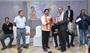 कवर्धा में उत्कृष्ट चिकित्सा सेवाओं के लिए चिकित्सकों का आभार - उपमुख्यमंत्री विजय शर्मा कवर्धा में उत्कृष्ट चिकित्सा सेवाओं के लिए चिकित्सकों का आभार - उपमुख्यमंत्री विजय शर्मा