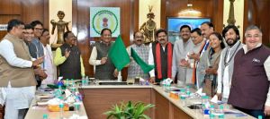 मुख्यमंत्री ग्रामीण बस योजना का दूसरा चरण शुरू, 180 नए गांव जुड़े बस सुविधा से मुख्यमंत्री ग्रामीण बस योजना का दूसरा चरण शुरू, 180 नए गांव जुड़े बस सुविधा से