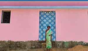 बुज़ुर्गों के जीवन में नई रोशनी - प्रधानमंत्री आवास योजना से मिला पक्का घर बुज़ुर्गों के जीवन में नई रोशनी - प्रधानमंत्री आवास योजना से मिला पक्का घर