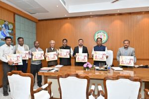 मुख्यमंत्री साय ने छत्तीसगढ़ विद्युत मंडल की ‘ऊर्जावान छत्तीसगढ़’ कॉफी टेबल बुक का किया विमोचन मुख्यमंत्री साय ने छत्तीसगढ़ विद्युत मंडल की ‘ऊर्जावान छत्तीसगढ़’ कॉफी टेबल बुक का किया विमोचन