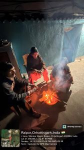 आमजनों को शीतलहर से सुरक्षा देने अलाव जलाने की प्रतिदिन नियमित व्यबस्था आमजनों को शीतलहर से सुरक्षा देने अलाव जलाने की प्रतिदिन नियमित व्यबस्था