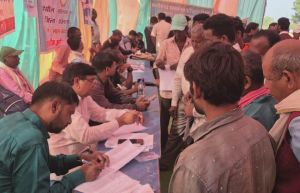 सुशासन सप्ताह - प्रशासन गांव की ओर के तहत ग्राम रामाटोला में शिविर आयोजित सुशासन सप्ताह - प्रशासन गांव की ओर के तहत ग्राम रामाटोला में शिविर आयोजित