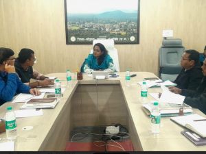 पीएम सूर्यघर मुफ्त बिजली योजना का लाभ लेने जनसामान्य को करें जागरूक-कलेक्टर पीएम सूर्यघर मुफ्त बिजली योजना का लाभ लेने जनसामान्य को करें जागरूक-कलेक्टर