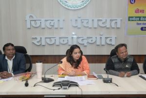 सीईओ जिला पंचायत ने बीमा सखी योजना की समीक्षा की सीईओ जिला पंचायत ने बीमा सखी योजना की समीक्षा की