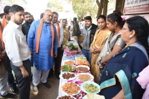 सुशासन सप्ताह के अंतर्गत मचान्दुर में जिला स्तरीय जनसमस्या निवारण शिविर संपन्न सुशासन सप्ताह के अंतर्गत मचान्दुर में जिला स्तरीय जनसमस्या निवारण शिविर संपन्न