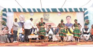 गुरूर विकासखण्ड के ग्राम सनौद में किया गया प्रशासन गांव की ओर शिविर का आयोजन गुरूर विकासखण्ड के ग्राम सनौद में किया गया प्रशासन गांव की ओर शिविर का आयोजन