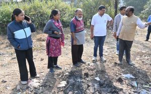 आयुक्त ने किया हुडको क्षेत्र का सघन निरीक्षण; शासकीय भूमि एवं सफाई व्यवस्था का लिया जायजा आयुक्त ने किया हुडको क्षेत्र का सघन निरीक्षण; शासकीय भूमि एवं सफाई व्यवस्था का लिया जायजा
