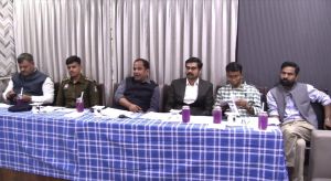 कलेक्टर डॉ गौरव सिंह तथा विषय विशेषज्ञों की पैनल की टीम ले रही यूपीएससी परीक्षा के लिए मॉक इंटरव्यू कलेक्टर डॉ गौरव सिंह तथा विषय विशेषज्ञों की पैनल की टीम ले रही यूपीएससी परीक्षा के लिए मॉक इंटरव्यू