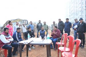 ​शिक्षा के मंदिर निर्माण में देरी बर्दाश्त नहीं, 2026 के सत्र से नए भवन में पढ़ेंगे बच्चे : राजेश मूणत