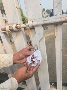 7 व्यवसायिक परिसरों को ताला लगाकर किया गया सीलबंद 