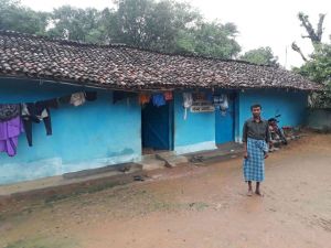 हेमचंद के परिवार को मिला प्रधानमंत्री आवास योजना के तहत पक्का घर