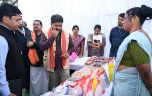    बस्तर के कोने कोने तक शांति और खुशहाली लाने शासन प्रतिबद्ध - उपमुख्यमंत्री  विजय शर्मा