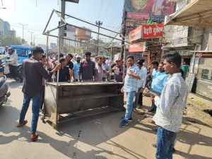 टीम प्रहरी अभियान अंतर्गत  दलदल सिवनी मुख्य मार्ग को करवाया गया कब्जा मुक्त