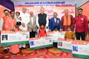  आयुष्मान कार्ड एवं आयुष्मान वय वंदना कार्ड पंजीयन में राजनांदगांव प्रदेश में प्रथम