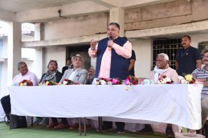 संस्कृति मंत्री राजेश अग्रवाल ने ग्राम रीवां में चल रहे पुरातात्विक उत्खनन स्थल का किया दौरा संस्कृति मंत्री राजेश अग्रवाल ने ग्राम रीवां में चल रहे पुरातात्विक उत्खनन स्थल का किया दौरा