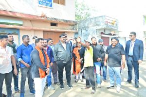 वार्ड निरीक्षण पर पहुँचे मंत्री गजेन्द्र यादव, नागरिकों से किये भेंट मुलाकात वार्ड निरीक्षण पर पहुँचे मंत्री गजेन्द्र यादव, नागरिकों से किये भेंट मुलाकात