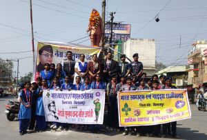 पराक्रम दिवस पर स्काउट-गाइड्स ने नेताजी सुभाष चन्द्र बोस को किया नमन पराक्रम दिवस पर स्काउट-गाइड्स ने नेताजी सुभाष चन्द्र बोस को किया नमन