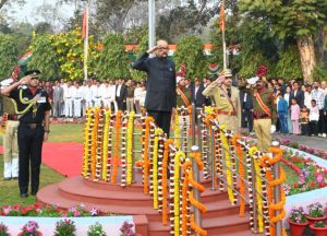 राज्यपाल श्री डेका ने गणतंत्र दिवस के अवसर पर लोकभवन में राष्ट्रीय ध्वज फहराया राज्यपाल श्री डेका ने गणतंत्र दिवस के अवसर पर लोकभवन में राष्ट्रीय ध्वज फहराया