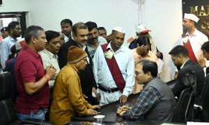 कलेक्टर ने जनदर्शन में सुनी लोगों की समस्याएं कलेक्टर ने जनदर्शन में सुनी लोगों की समस्याएं