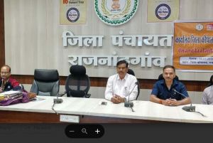 छत्तीसगढ़ राज्य के रजत महोत्सव के अवसर पर पेंशन एवं वेतन निर्धारण संबंधी समस्याओं का किया गया निराकरण छत्तीसगढ़ राज्य के रजत महोत्सव के अवसर पर पेंशन एवं वेतन निर्धारण संबंधी समस्याओं का किया गया निराकरण