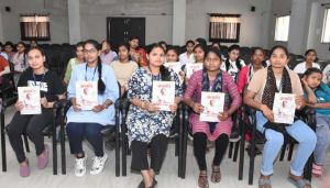 छत्तीसगढ़ जनमन पत्रिका और जी राम जी का ब्रोसर का डिजिटल लाईब्रेरी एवं शासकीय कमला कॉलेज में किया गया नि:शुल्क वितरण छत्तीसगढ़ जनमन पत्रिका और जी राम जी का ब्रोसर का डिजिटल लाईब्रेरी एवं शासकीय कमला कॉलेज में किया गया नि:शुल्क वितरण