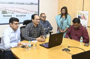 धैर्य, अनुशासन और आत्मविश्वास के साथ बिना डरे दें परीक्षा : कलेक्टर 