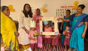  वजन त्यौहार में शामिल हुईं कलेक्टर, बच्चों ने किया आत्मीय स्वागत