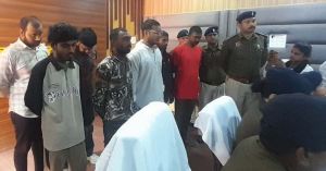  पिस्टल व देशी कट्टा के साथ सात आरोपी गिरफ्तार