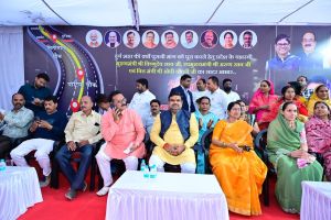 दुर्ग में दूसरा फोरलेन मंत्री गजेन्द्र यादव ने दुर्ग के जनप्रतिनिधियों संग किया भूमिपूजन