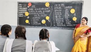 हिंदी की पढ़ाई में सर्वाधिक महत्&zwj;वपूर्ण लिखावट: रचना तिवारी