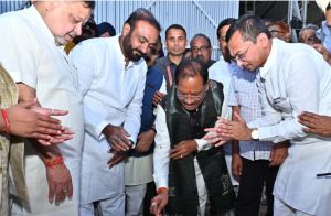 राज्य हज कमेटी एवं वक्फ बोर्ड के चेयरमेन ने दी मुख्यमंत्री को बधाई