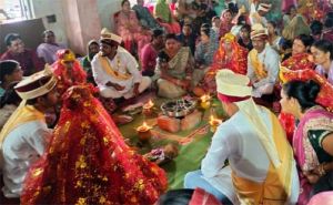 मुख्यमंत्री कन्या विवाह योजना के तहत पामगढ़ में 15 जोड़े बंधे परिणय सूत्र में मुख्यमंत्री कन्या विवाह योजना के तहत पामगढ़ में 15 जोड़े बंधे परिणय सूत्र में