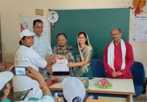 बड़ौदा आरसेटी राजनांदगांव द्वारा 15 दिवसीय पशु सखी प्रशिक्षण संपन्न बड़ौदा आरसेटी राजनांदगांव द्वारा 15 दिवसीय पशु सखी प्रशिक्षण संपन्न