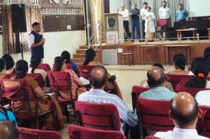 शिक्षा की गुणवत्ता एवं परीक्षा परिणाम में उत्कृष्टता बनाए रखने के लिए टीम भावना से करें कार्य : कलेक्टर शिक्षा की गुणवत्ता एवं परीक्षा परिणाम में उत्कृष्टता बनाए रखने के लिए टीम भावना से करें कार्य : कलेक्टर