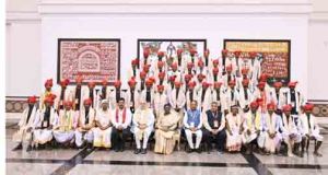 राष्ट्रपति भवन में गूंजा बस्तर का गौरव, पूरे छत्तीसगढ़ के लिए गर्व का क्षण: वित्त मंत्री ओपी चौधरी राष्ट्रपति भवन में गूंजा बस्तर का गौरव, पूरे छत्तीसगढ़ के लिए गर्व का क्षण: वित्त मंत्री ओपी चौधरी