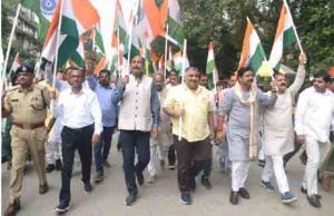 शान से लहराया तिरंगा, देशभक्ति के रंग में रंगा शहर अम्बिकापुर शान से लहराया तिरंगा, देशभक्ति के रंग में रंगा शहर अम्बिकापुर