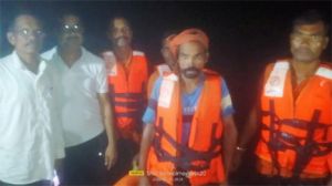 उफनती नदी में चट्टान पर फंसे ग्रामीण का डीडीआरएफ टीम ने किया सुरक्षित रेस्क्यू उफनती नदी में चट्टान पर फंसे ग्रामीण का डीडीआरएफ टीम ने किया सुरक्षित रेस्क्यू