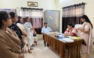 सखी वन स्टॉप सेंटर की व्यवस्थाओं का जायजा लेने पहुंचीं महिला आयोग अध्यक्ष डॉ. ममता साहू सखी वन स्टॉप सेंटर की व्यवस्थाओं का जायजा लेने पहुंचीं महिला आयोग अध्यक्ष डॉ. ममता साहू