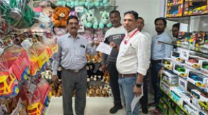 अनुज्ञप्ति लाइसेंस एवं गीला-सूखा कचरा पृथक्करण में लापरवाही पर निगम की कार्रवाई, ₹19 हजार का चालान अनुज्ञप्ति लाइसेंस एवं गीला-सूखा कचरा पृथक्करण में लापरवाही पर निगम की कार्रवाई, ₹19 हजार का चालान