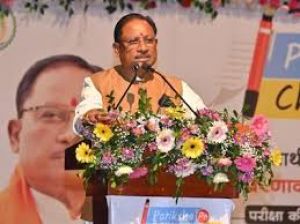 विष्णु सरकार के प्रयासों से सशक्त होती महिलाएं