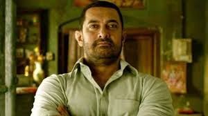  'दंगल' फिल्म में आमिर खान से हुई थी ये गलती, अमिताभ बच्चन ने किया था नोटिस